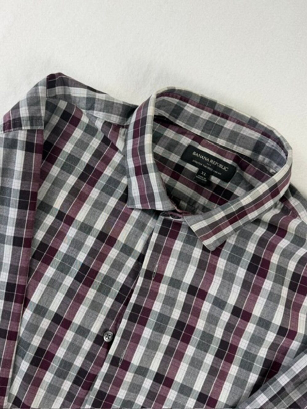 Banana Republic Men's Size XL Long Sleeve Button Down Shirt | Gray Plaid | Slim